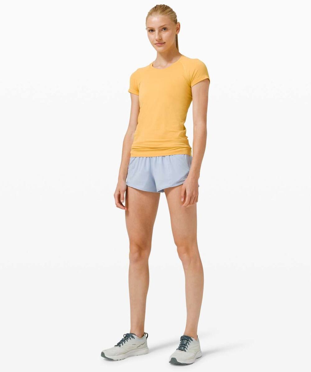 Lululemon Hotty Hot Short II 2.5" Blue Linen Women's Size 4